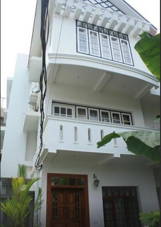 The Fort Bungalow Kochi Exterior photo